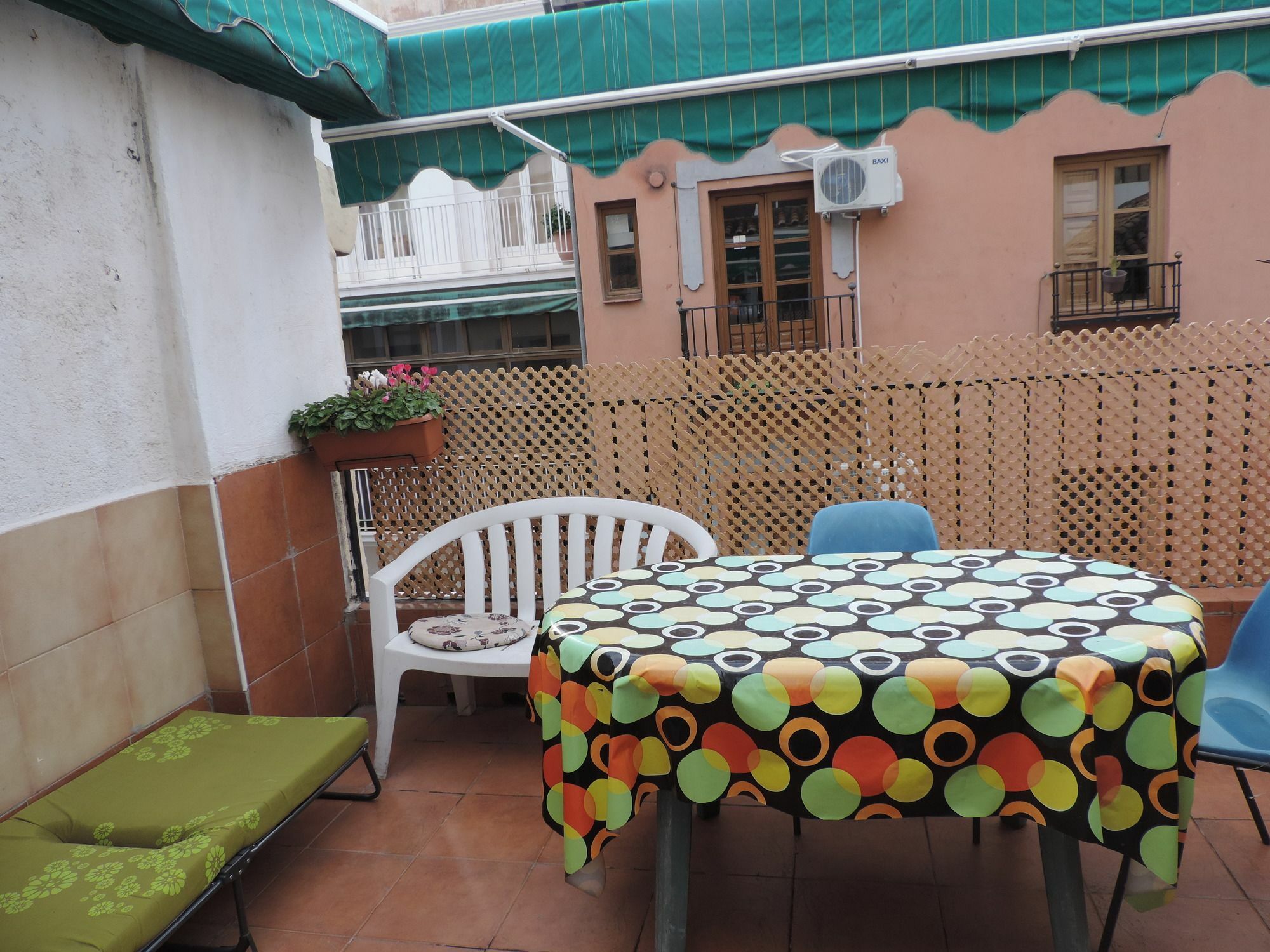 Hostel El Cascabel Granada Bagian luar foto